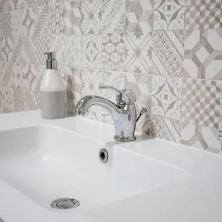 Aqua By Thepuglia Apartment *