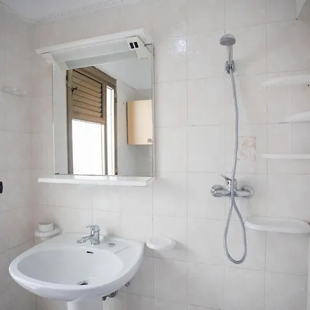 Aqua 토레 라필로