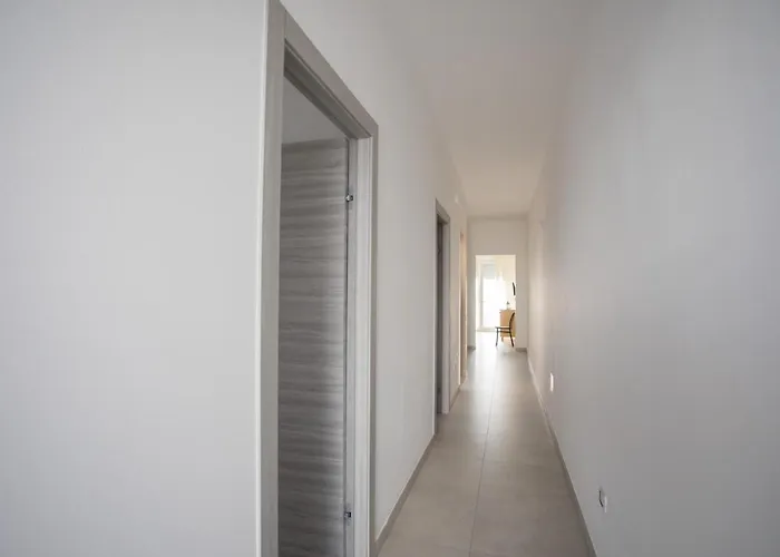 Aqua Apartment Torre Lapillo
